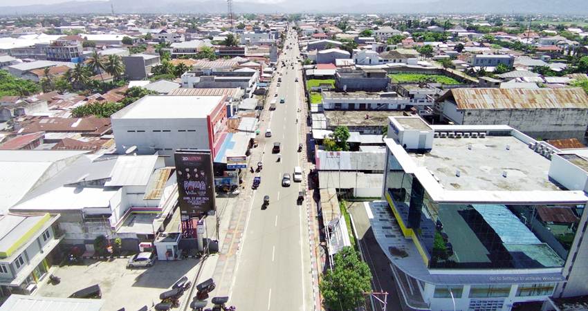 Kondisi Jalan Nani Wartabone tampak dari udara. (Foto: Potongan Video/Adriyun Katili)